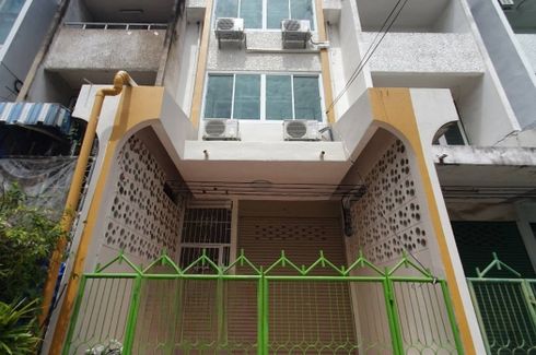 3 Bedroom House for rent in Phra Khanong, Bangkok near BTS Phra Khanong