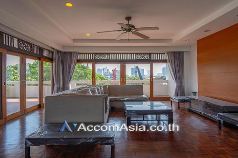 4 Bedroom Apartment for rent in Silom, Bangkok near BTS Chong Nonsi