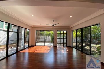 4 Bedroom House for rent in Phra Khanong, Bangkok near BTS Thong Lo