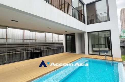 4 Bedroom House for rent in Phra Khanong, Bangkok near BTS Thong Lo