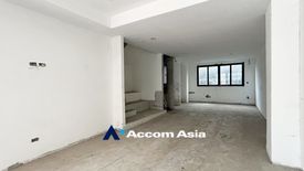 5 Bedroom Townhouse for sale in Khlong Tan, Bangkok near BTS Phrom Phong