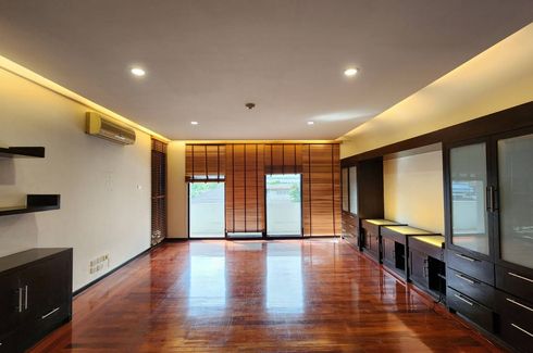 3 Bedroom Condo for rent in Langsuan, Bangkok near BTS Nana