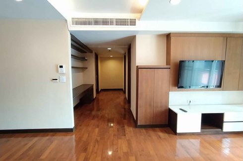 2 Bedroom Condo for rent in Khlong Tan Nuea, Bangkok