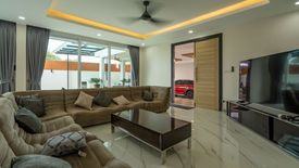 8 Bedroom Villa for sale in Na Kluea, Chonburi