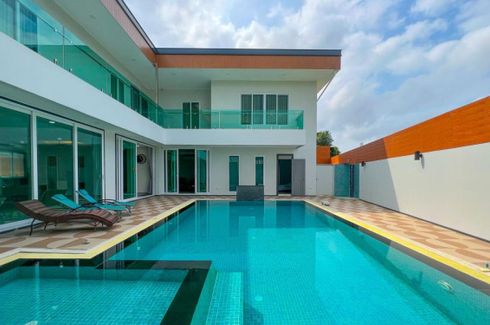 8 Bedroom Villa for sale in Na Kluea, Chonburi