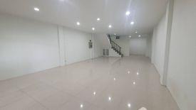 4 Bedroom Townhouse for rent in Bang Phong Pang, Bangkok