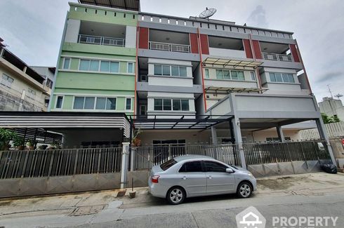 4 Bedroom Townhouse for rent in Bang Phong Pang, Bangkok