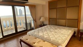 1 Bedroom Condo for sale in Silom, Bangkok near BTS Saphan Taksin