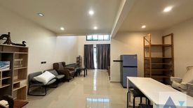 3 Bedroom Townhouse for rent in Suan Luang, Bangkok near Airport Rail Link Hua Mak