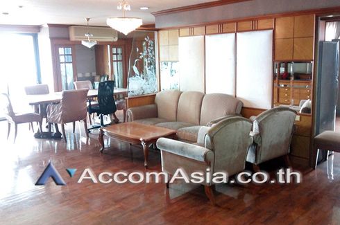 3 Bedroom Condo for rent in Sampoom Garden, Silom, Bangkok near BTS Saint Louis