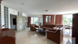 3 Bedroom Apartment for rent in Khlong Toei, Bangkok near BTS Asoke