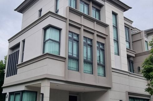 4 Bedroom House for rent in Bang Na, Bangkok near BTS Udom Suk