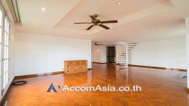 2 Bedroom Apartment for rent in Khlong Toei, Bangkok near MRT Khlong Toei