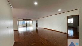 3 Bedroom Condo for rent in Tower Park, Khlong Toei Nuea, Bangkok near BTS Nana