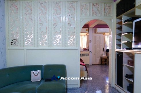 5 Bedroom Townhouse for sale in Khlong Tan, Bangkok near BTS Phrom Phong