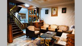 5 Bedroom Townhouse for sale in Khlong Tan, Bangkok near BTS Phrom Phong