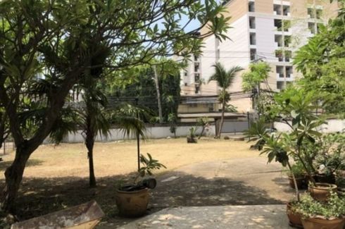 Land for sale in Phaya Thai, Bangkok near BTS Sanam Pao