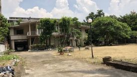 Land for sale in Phaya Thai, Bangkok near BTS Sanam Pao