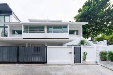 3 Bedroom House for sale in Khlong Toei, Bangkok