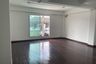 5 Bedroom Townhouse for rent in Baan Thawon Niwet, Bang Na, Bangkok