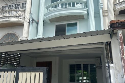 5 Bedroom Townhouse for rent in Baan Thawon Niwet, Bang Na, Bangkok