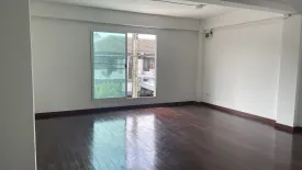 5 Bedroom Townhouse for rent in Baan Thawon Niwet, Bang Na, Bangkok