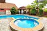 3 Bedroom Villa for sale in Na Kluea, Chonburi