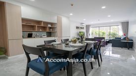 2 Bedroom Apartment for rent in Phra Khanong, Bangkok near BTS Ekkamai