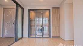 2 Bedroom Condo for sale in Taka Haus Ekamai 12, Khlong Tan Nuea, Bangkok near BTS Ekkamai