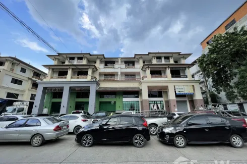 6 Bedroom Townhouse for sale in Bang Sue, Bangkok near MRT Bang Pho