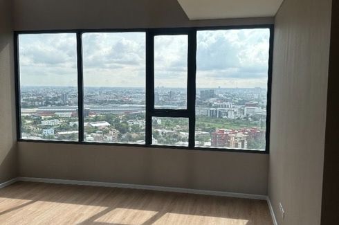 3 Bedroom Condo for rent in Landmark @MRTA Station, Bang Kapi, Bangkok near MRT Pradit Manutham