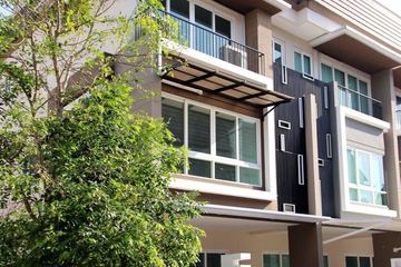 4 Bedroom Townhouse for sale in URBAN SATHORN, Bang Chak, Bangkok