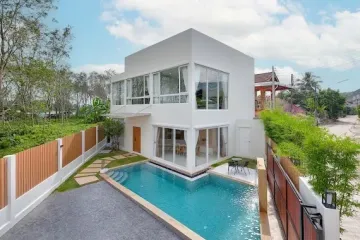 3 Bedroom House for sale in Choeng Thale, Phuket