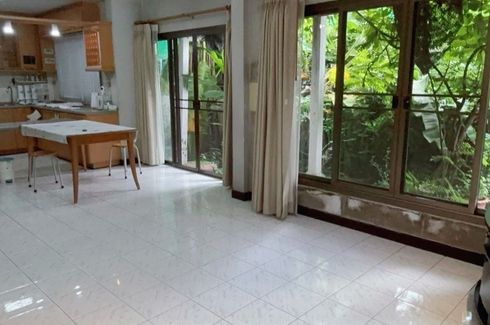 4 Bedroom House for rent in Phaya Thai, Bangkok near BTS Sanam Pao