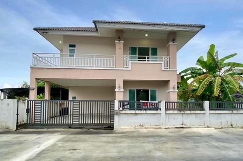 4 Bedroom House for sale in Ban Waen, Chiang Mai