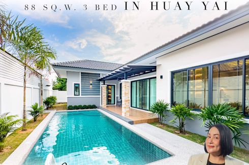 3 Bedroom House for sale in Na Kluea, Chonburi