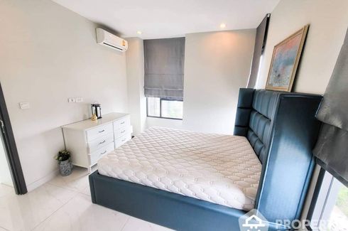 3 Bedroom Condo for sale in C Ekkamai, Khlong Tan Nuea, Bangkok near BTS Ekkamai