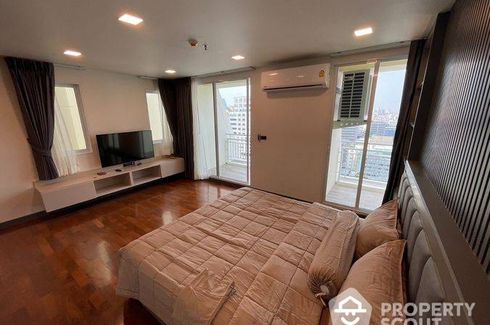 1 Bedroom Condo for sale in Baan Siri Silom, Silom, Bangkok near BTS Surasak