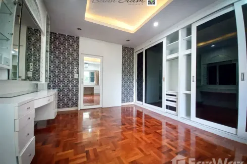 5 Bedroom Townhouse for sale in Wat Tha Phra, Bangkok near MRT Tha Phra