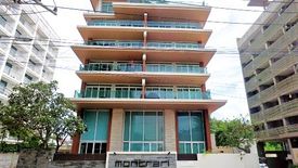 2 Bedroom Condo for sale in Montrari, Nong Prue, Chonburi