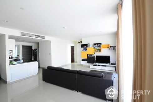 3 Bedroom Condo for sale in Watermark Chaophraya River, Bang Lamphu Lang, Bangkok