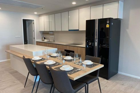 2 Bedroom Condo for rent in Nusasiri Grand, Phra Khanong, Bangkok near BTS Ekkamai