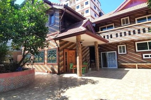 13 Bedroom House for rent in Chang Phueak, Chiang Mai