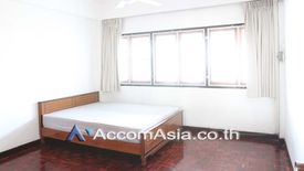 3 Bedroom Apartment for rent in Khlong Toei, Bangkok near BTS Nana