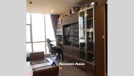 2 Bedroom Condo for sale in Silom, Bangkok near BTS Surasak