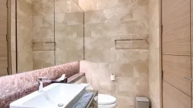 1 Bedroom Condo for sale in Magnolias Ratchadamri Boulevard, Lumpini, Bangkok near BTS Ratchadamri