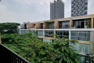 3 Bedroom Townhouse for rent in Siamese Blossom@ Fashion, Khan Na Yao, Bangkok near MRT Nopparat