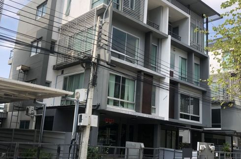 5 Bedroom Townhouse for sale in B Square Rama9 - Mengjai, Wang Thonglang, Bangkok