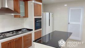 3 Bedroom Apartment for rent in Govind Tower, Khlong Toei Nuea, Bangkok near BTS Nana