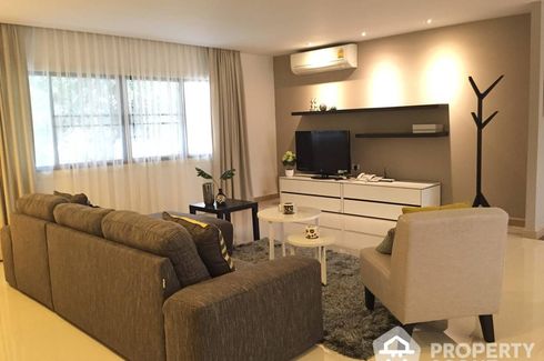 3 Bedroom Apartment for rent in Magic Bricks, Khlong Tan Nuea, Bangkok near BTS Thong Lo